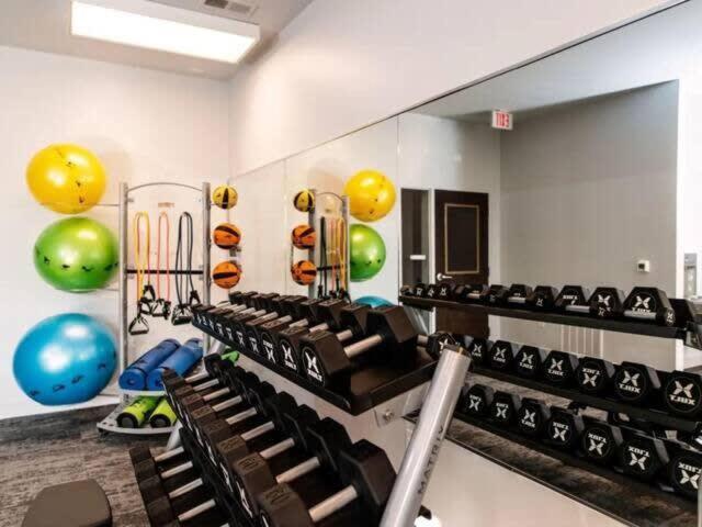 Cozysuites Spacious 2Br Next To Whole Foods Indianapolis Exterior foto
